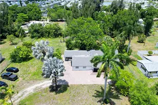 2861 N 2nd St, North Fort Myers, FL 33917 - Photo 9
