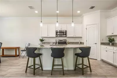 10410 Prato Dr, Fort Myers, FL 33913 - Photo 7