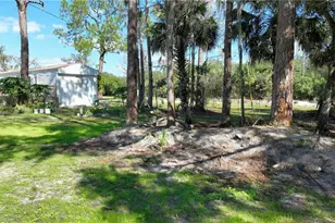 22950 Tina's Ln, Fort Myers, FL 33913 - Photo 31