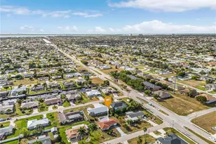 108 SE 42nd Terrace, Cape Coral, FL 33904 - Photo 25