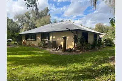 4002 Teak Ct, Labelle, FL 33935 - Photo 41