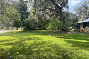 4002 Teak Ct, Labelle, FL 33935 - Photo 3