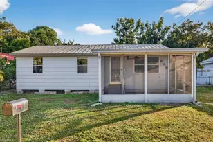 559 Clark St, North Fort Myers, FL 33903 - Photo 23