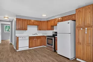 559 Clark St, North Fort Myers, FL 33903 - Photo 9