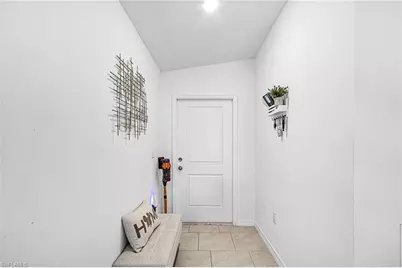 4007 San Clemente Ct, North Fort Myers, FL 33917 - Photo 9