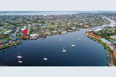 447 Avalon Dr, Cape Coral, FL 33904 - Photo 3