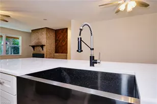 221 18th Ave NW, Naples, FL 34120 - Photo 17