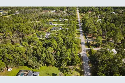 221 18th Ave NW, Naples, FL 34120 - Photo 45