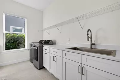 11400 Canal Grande Dr, Fort Myers, FL 33913 - Photo 29