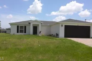 213 NW 9th St, Cape Coral, FL 33993 - Photo 1