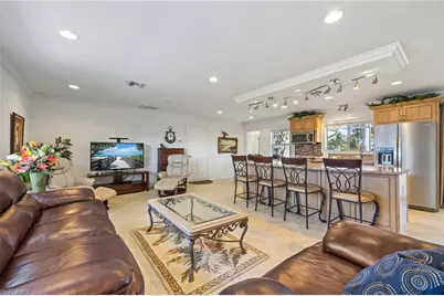 5249 Sunset Ct, Cape Coral, FL 33904 - Photo 5
