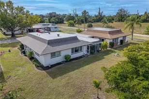 854 Pangola Dr, North Fort Myers, FL 33903 - Photo 39