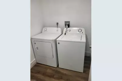 2027 Maravilla Cir, Fort Myers, FL 33901 - Photo 13