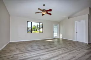 625 SE 1st Pl, Cape Coral, FL 33990 - Photo 5