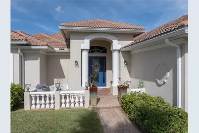 909 SW 22nd Ter, Cape Coral, FL 33991 - Photo 3