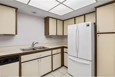 3906 SE 11th Pl #601, Cape Coral, FL 33904 - Photo 19