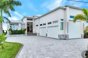 3715 SE 21st Pl, Cape Coral, FL 33904 - Photo 3