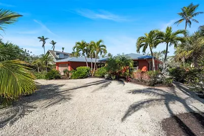 6076 Castaways Ln, Sanibel, FL 33957 - Photo 45