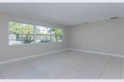 826 Monticello Ct, Cape Coral, FL 33904 - Photo 17