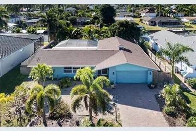 826 Monticello Ct, Cape Coral, FL 33904 - Photo 1