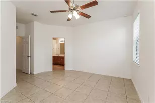 945 SW 6th Pl, Cape Coral, FL 33991 - Photo 9