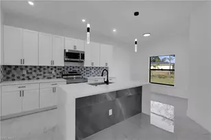 2810 44th St SW, Lehigh Acres, FL 33976 - Photo 13