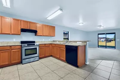 278 Shadow Lakes Dr, Lehigh Acres, FL 33974 - Photo 9