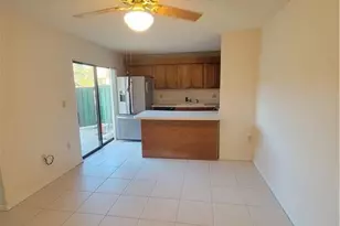 5243 Cedarbend Dr, Fort Myers, FL 33919 - Photo 5