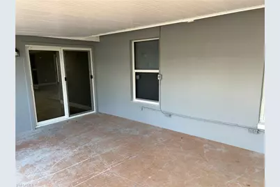 4652 West Dr, Fort Myers, FL 33907 - Photo 9