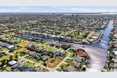 1912 SW 48th Ln, Cape Coral, FL 33914 - Photo 11