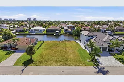 1912 SW 48th Ln, Cape Coral, FL 33914 - Photo 7