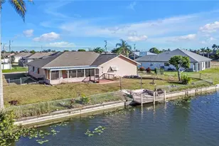 1942 SW 2nd Pl, Cape Coral, FL 33991 - Photo 33