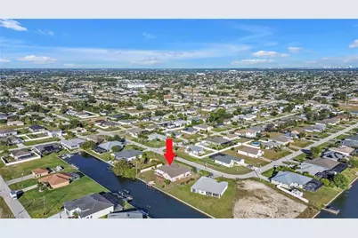 1942 SW 2nd Pl, Cape Coral, FL 33991 - Photo 3