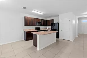 2709 Loreto Ct, Cape Coral, FL 33909 - Photo 7