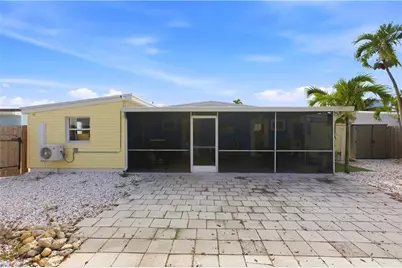 185 Hibiscus Dr, Fort Myers Beach, FL 33931 - Photo 39