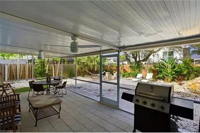 185 Hibiscus Dr, Fort Myers Beach, FL 33931 - Photo 33