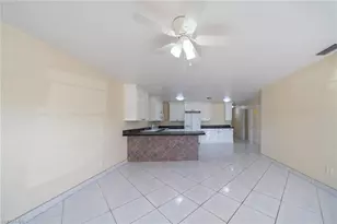 105-107 SE 23rd Pl, Cape Coral, FL 33990 - Photo 21
