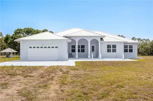1083 Pollywog Dr, Labelle, FL 33935 - Photo 1