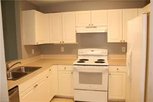 703 SE 8th Terrace, Cape Coral, FL 33990 - Photo 3