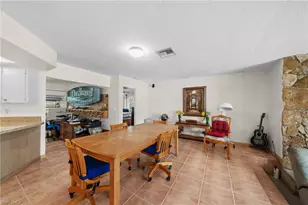 813 105th Ave N, Naples, FL 34108 - Photo 9