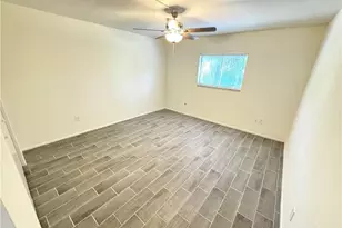 3705 Country Club Blvd, Cape Coral, FL 33904 - Photo 5