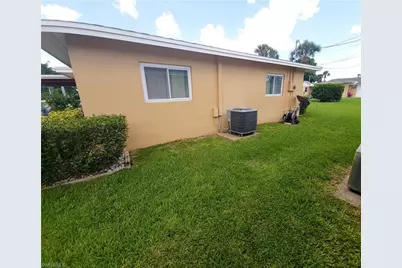 2206 E 6th St, Lehigh Acres, FL 33936 - Photo 5