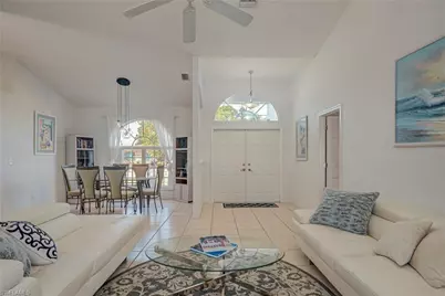 2121 SE 5th Ct, Cape Coral, FL 33990 - Photo 7