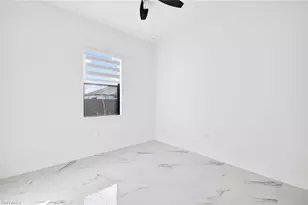 27 SW 8th Pl, Cape Coral, FL 33991 - Photo 23