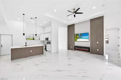 27 SW 8th Pl, Cape Coral, FL 33991 - Photo 5