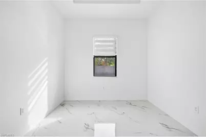 27 SW 8th Pl, Cape Coral, FL 33991 - Photo 27