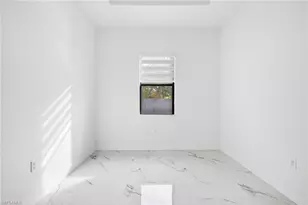 27 SW 8th Pl, Cape Coral, FL 33991 - Photo 27