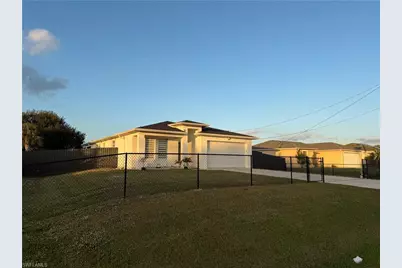 3006 40th St SW, Lehigh Acres, FL 33976 - Photo 1