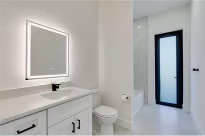 153 SE 21st St, Cape Coral, FL 33990 - Photo 13