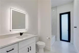 153 SE 21st St, Cape Coral, FL 33990 - Photo 13